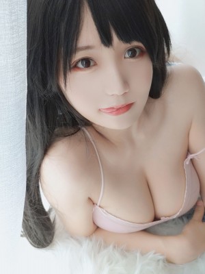 [小仓千代w] 粉色吊带