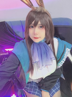 [UyUy] Amiya (Arknights)_048_IMG_7092