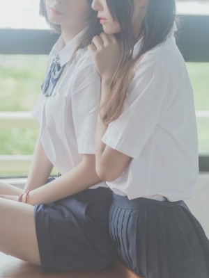 桜桃喵 Vol.002 JK百合1(桜桃喵&疯猫ss)_Coser-Cherry-neko-Vol.002-JK1Cherry-nekoandss-016 (T.ME-COSPLAYSETS)