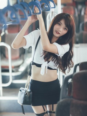JVID S级极品34D美乳 长腿素人 现役大学生搭公车 [100P] 啪啪凸凸_b8631c79be634c5e95bd6b55cbff282c