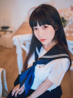 usejan蓝蓝 – 私语JK_035