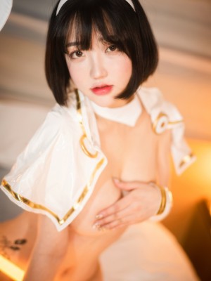 [BLUECAKE] Son Ye-Eun (손예은) - BunnyLuXXX_BLUECAKE-Son-Ye-Eun-BunnyLuXXX-MrCong.com-017