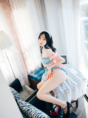 [Loozy] Bambi (밤비) - Cafe Alba_Loozy-Bambi-Cafe-Alba-MrCong.com-102