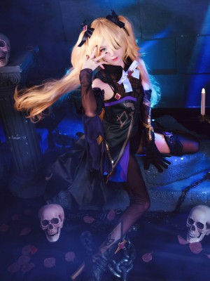 Sally Dorasnow - Fischl_023