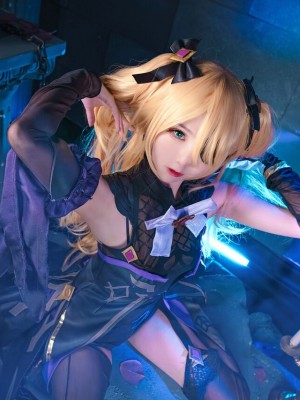 Sally Dorasnow - Fischl_029