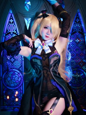 Sally Dorasnow - Fischl_030