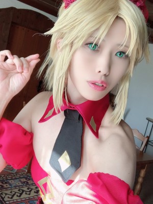 [のファンティア-艶兎] モードレッドメイドさん✨_04