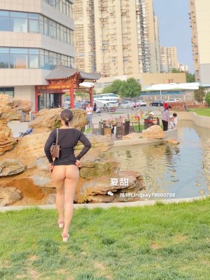 国版卡戴珊！推特抖音网红撸铁健身女王（夏甜）下海不雅自拍流出露出裸体健身裸舞身材无敌_guochan2048.com-穿裙子穿内衣绝对是一种浪费你觉得是一种什么浪费_1395549510466629637_1