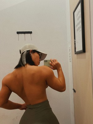 国版卡戴珊！推特抖音网红撸铁健身女王（夏甜）下海不雅自拍流出露出裸体健身裸舞身材无敌_guochan2048.com-狗子们来集合_1483833307506765829_0