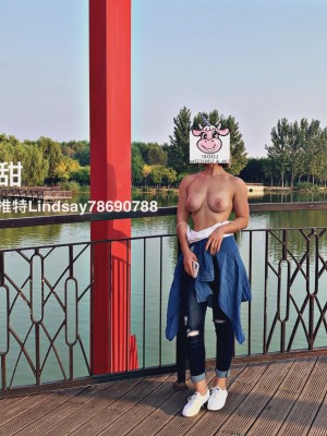 国版卡戴珊！推特抖音网红撸铁健身女王（夏甜）下海不雅自拍流出露出裸体健身裸舞身材无敌_guochan2048.com-红红火火奶牛来袭_1303183810662604800_3