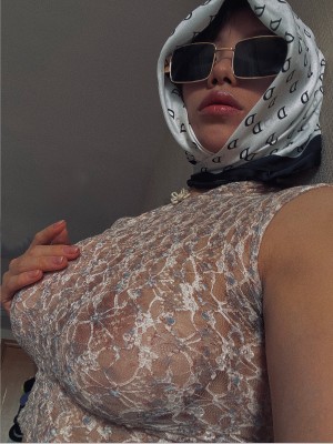 国版卡戴珊！推特抖音网红撸铁健身女王（夏甜）下海不雅自拍流出露出裸体健身裸舞身材无敌_guochan2048.com-如果偶遇甜甜你会说什么_1411232892470980612_0