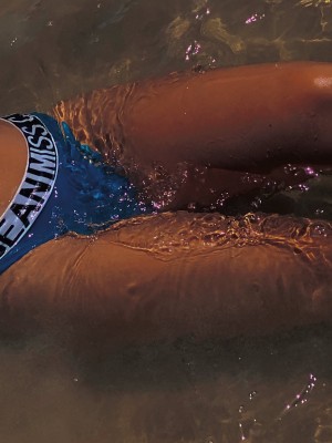 国版卡戴珊！推特抖音网红撸铁健身女王（夏甜）下海不雅自拍流出露出裸体健身裸舞身材无敌_guochan2048.com-甜甜回头率还挺高的基本上是帅哥我都会回头_1427653539656916992_0