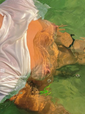 国版卡戴珊！推特抖音网红撸铁健身女王（夏甜）下海不雅自拍流出露出裸体健身裸舞身材无敌_guochan2048.com-夏天夏甜看了不艾特你兄弟你好意思吗_1427992257974587400_2