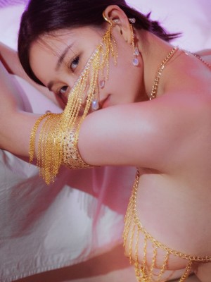 年年《妖姬》_08