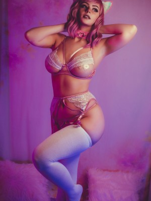 DANIELLE BALOO_FebruaryKitten20