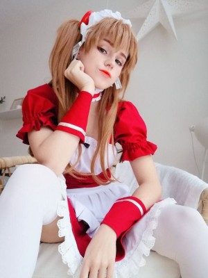 Shirogane-sama - Asuka_Asuka - Maid Selfies 0001