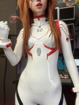Shirogane-sama - Asuka_Asuka - White Suit Selfie 0009