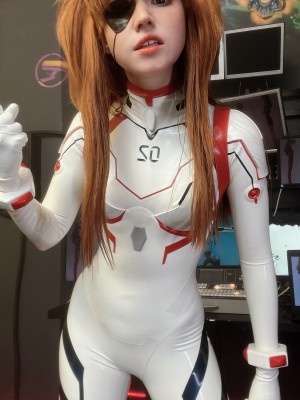 Shirogane-sama - Asuka_Asuka - White Suit Selfie 0010