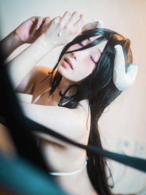 Bluecake - Albedo_157