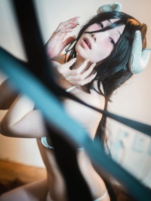 Bluecake - Albedo_158