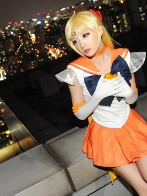 Cosplayer - Aza miyuko_429_Aza_Miyuko_Sailor_Venus_Cosplay_1