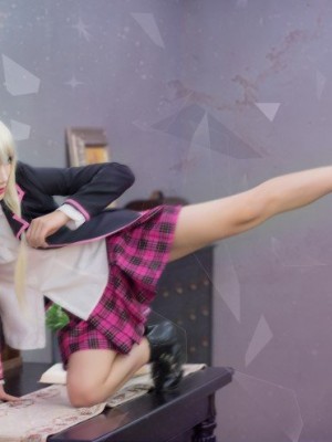 Cosplayer - Aza miyuko_434_Aza_Miyuko_Queen_Cosplay_2