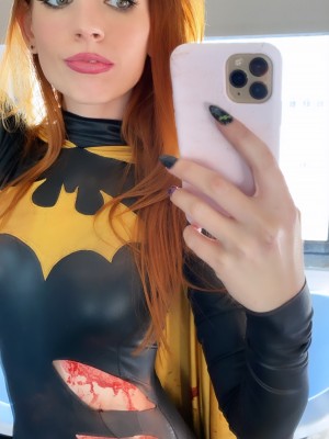 Amanda Lynne - Batgirl_41_Amanda_Lynne_Batgirl_41