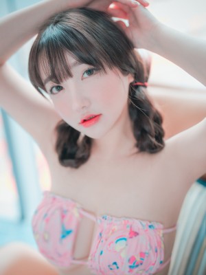 DJAWA Photo - Son Ye-Eun (손예은) - Staycation #4_017