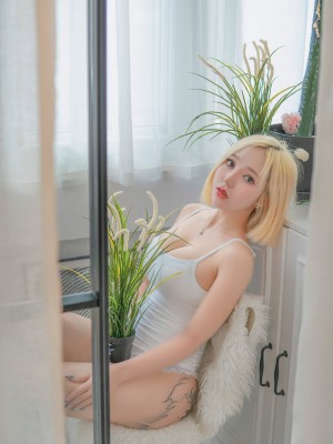 XIUREN No.2842 Wen Jing Er (文静儿)_XIUREN-No.2842-Wen-Jing-Er-MrCong.com-012