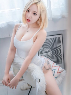 XIUREN No.2842 Wen Jing Er (文静儿)_XIUREN-No.2842-Wen-Jing-Er-MrCong.com-040