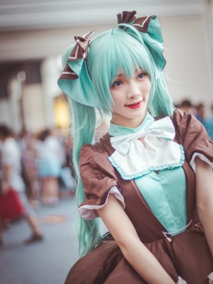 [宵鱼鱼] miku同人兔子洋装_02