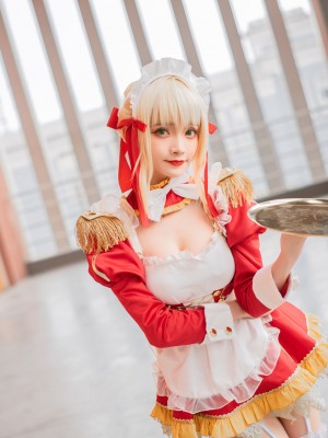 [宵鱼鱼] 尼禄_055