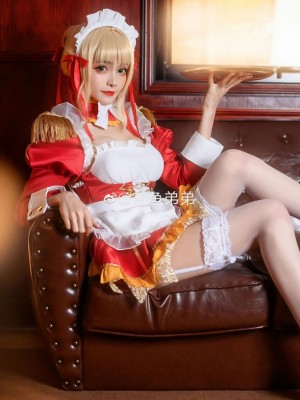 [宵鱼鱼] 尼禄_010