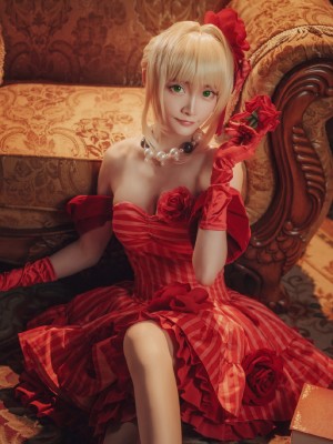 [宵鱼鱼] 尼禄_085