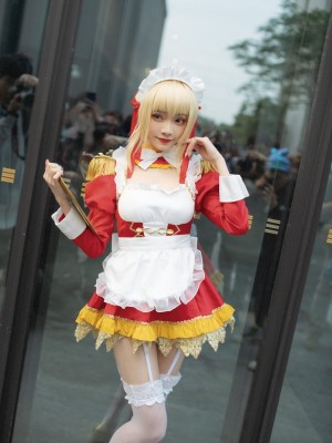 [宵鱼鱼] 尼禄_047