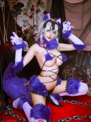 Byoru - Jeanne D'Arc_09