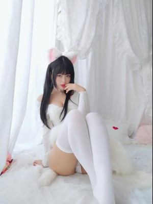 白烨- - 小奶猫_0046