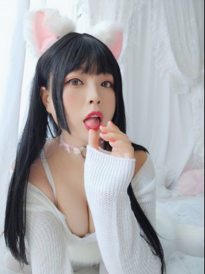 白烨- - 小奶猫_0049