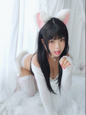 白烨- - 小奶猫_0051