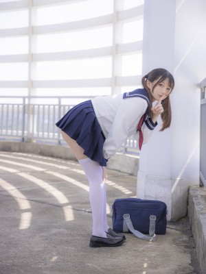 [Nagisa魔物喵] jkちゃんの屋上露出_04