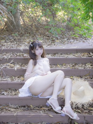 [Nagisa魔物喵] 白いスカート_18