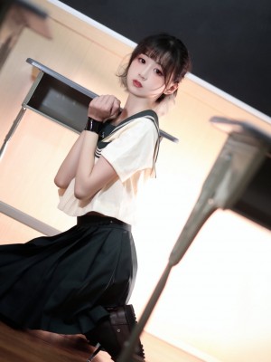 [花音栗子] - 薄荷微光_0042