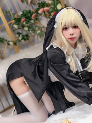 黏黏团子兔 - Nun 修女_48