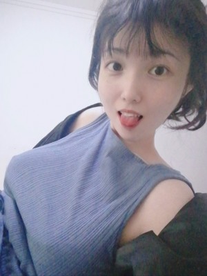 [ThZu.Cc]LOL妹子ERICAHAND图片_(m_e_yaaGqaa)(mh_7SkZSC422Y_g6tv8)original_565661452