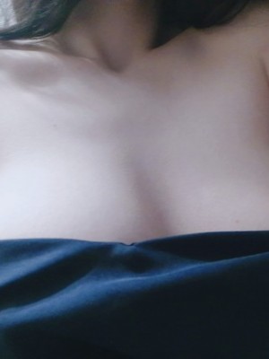 [ThZu.Cc]LOL妹子ERICAHAND图片_(m_e_yaaGqaa)(mh_bLzuALxC6djx0vio)original_544857292