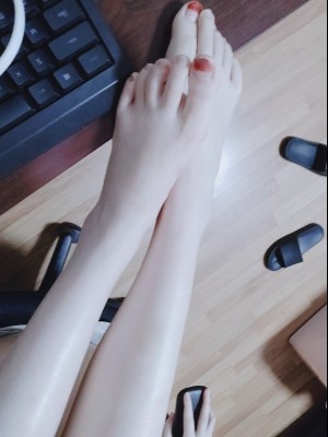 [ThZu.Cc]LOL妹子ERICAHAND图片_(m_e_yaaGqaa)(mh_QSi3T_Xt49wF3CE3)original_543763172