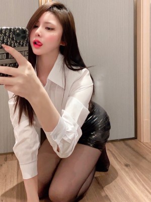 奔跑的晶螺儿微博杂图_0082w4Segy1gwf24o38ztj30xe1hv7h6