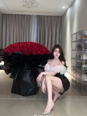 奔跑的晶螺儿微博杂图_0082w4Segy1gx800x5ar2j30ty15ggxs