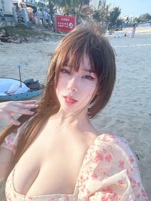 奔跑的晶螺儿微博杂图_0082w4Sely1hbgxuhw1fcj31sc2g71ky