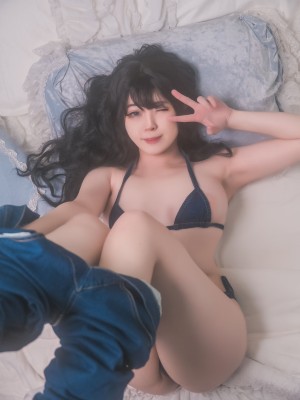 Hatori Sama - Guitar sister_12